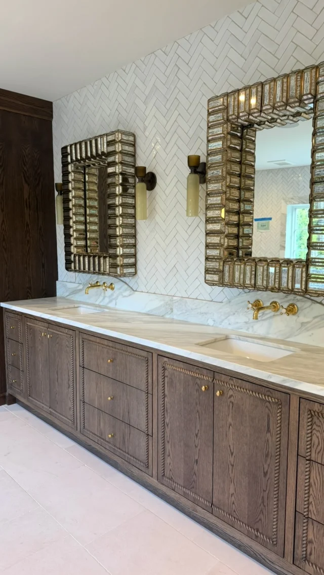 A little preview before she’s fully complete🥹 Cannot even explain how perfect this primary bathroom is. Every detail, even the smallest, all play an important role in bringing this beauty to life. 

And believe it or not, the Amazon shower curtain will not be staying🤪

Design: @allisonhandlerdesign 
Tile: @gardenstatetile1957 
Lighting: @krelllighting 
Hardware: @baldwinhardware
Cabinetry: @apexhomeandcabinet